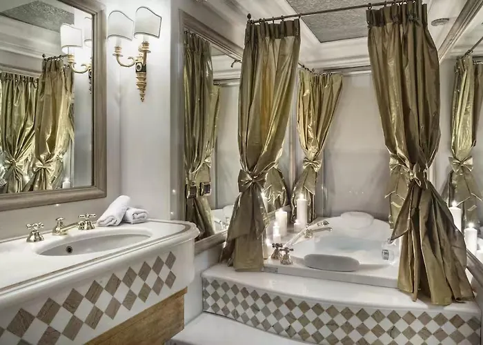 2 Bedroom Luxury Piazza Venezia Willa Rzym