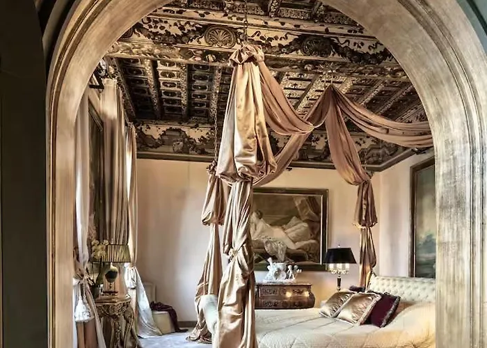 2 Bedroom Luxury Piazza Venezia Willa